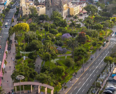 Parque Central de Miraflores: Grünes Herz zwischen Parque Kennedy & Parque 7 de Junio Parque Central de Miraflores: Grünes Herz zwischen Parque Kennedy & Parque 7 de Junio