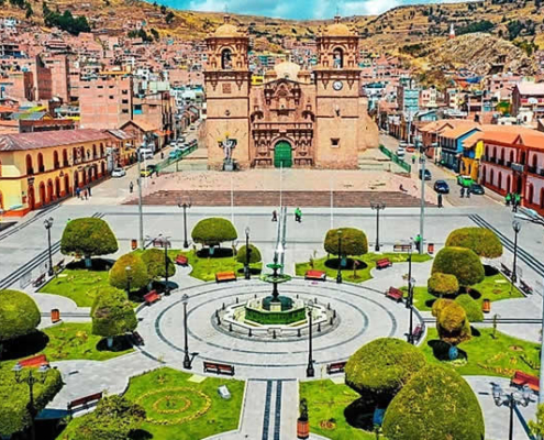 Plaza Mayor de Puno – koloniales Herz und historische Bühne am Titicacasee