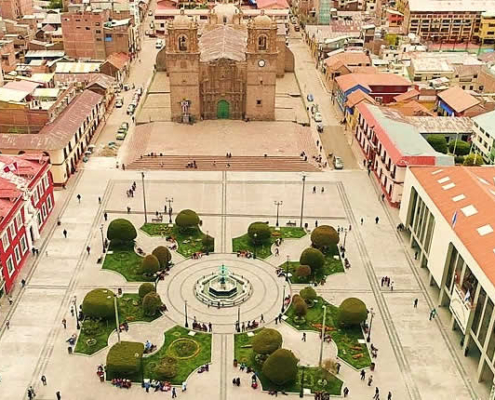 Puno – Stadt am Titicacasee und Wiege uralter Andenkulturen Puno – Stadt am Titicacasee und Wiege uralter Andenkulturen