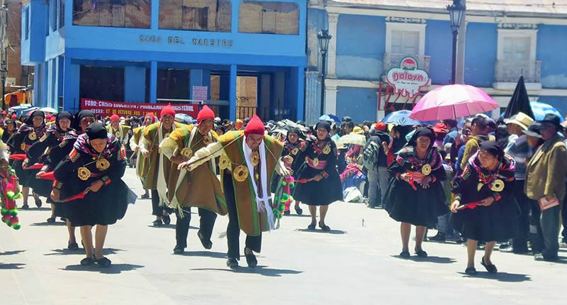 Jilakatas Tanz von Pomata im Altiplano von Puno