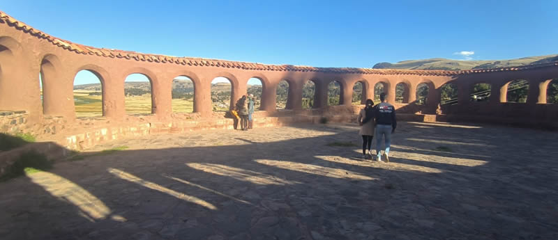 Interior de la Glorieta de Chucuito