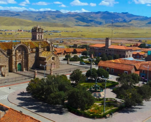 Lampa – die rosafarbene Kolonialstadt im Altiplano Lampa – die rosafarbene Kolonialstadt im Altiplano