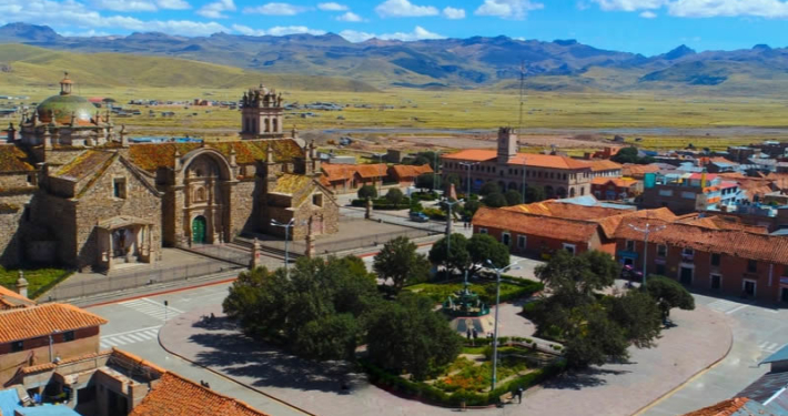 Lampa – die rosafarbene Kolonialstadt im Altiplano