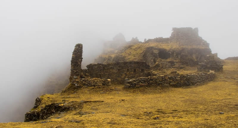 Archäologische Stätte Marka Marka – Inka-Siedlung über dem Tal von Usicayos
