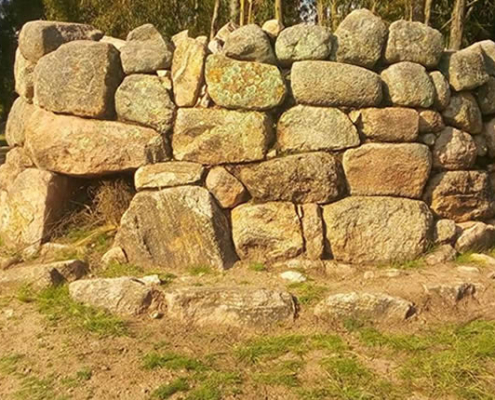 Archäologische Stätte Huaquina bei Juli – Chullpas und Himmelsbeobachtung der Lupaka