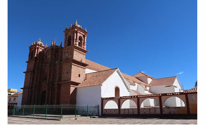Templo San Jerónimo in Asillo – Barockjuwel im Hochland von Puno